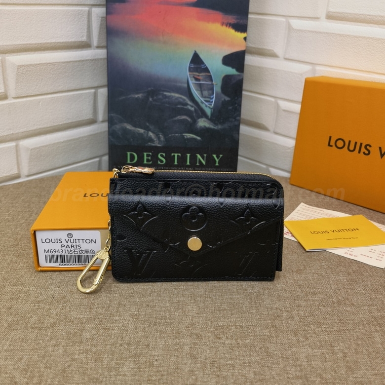 LV Wallets 135